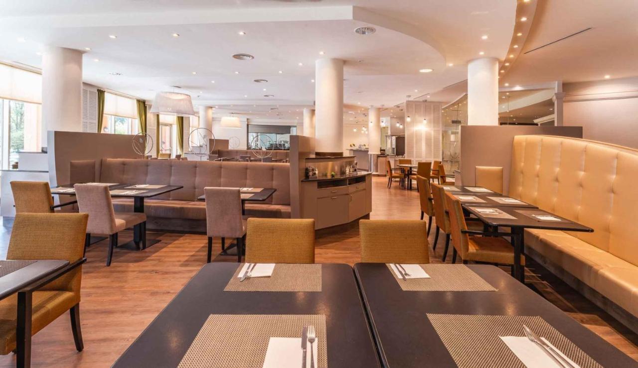 Plaza Premium Wien Exterior photo